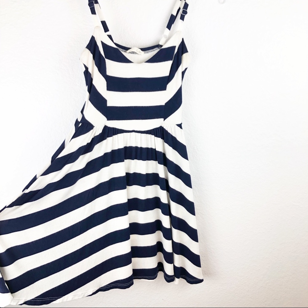 ❤️ Navy & White Striped Dress